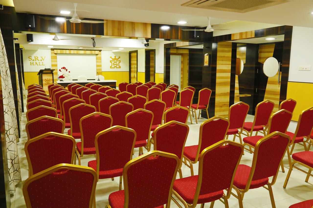 Hotel Sivaranjani إرود المظهر الخارجي الصورة